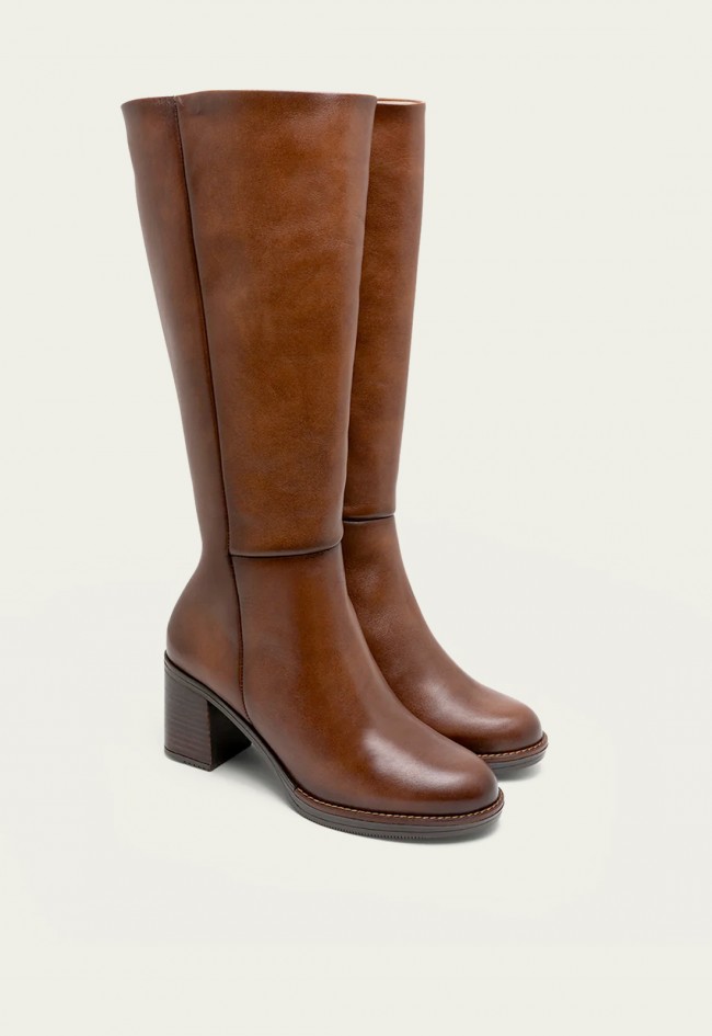 Botas de mujer Porronet Rita en piel color cuero – diseño español con tacón elegante y confort