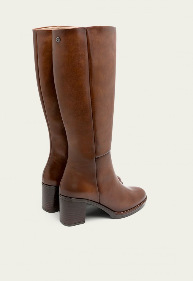 Botas de mujer Porronet Rita en piel color cuero – diseño español con tacón elegante y confort