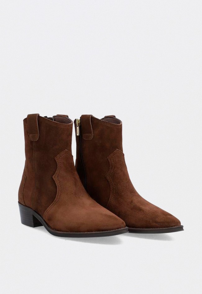 Botín cowboy mujer ALPE Western piel baby silk tan con tacón medio y puntera afilada