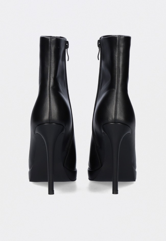 Botín de mujer EXÉ K3332-71578 Black de tacón alto elegante