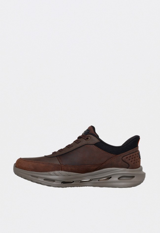 Zapatilla de hombre Skechers Slip-ins Arch Fit Orvan Moxley en piel marrón