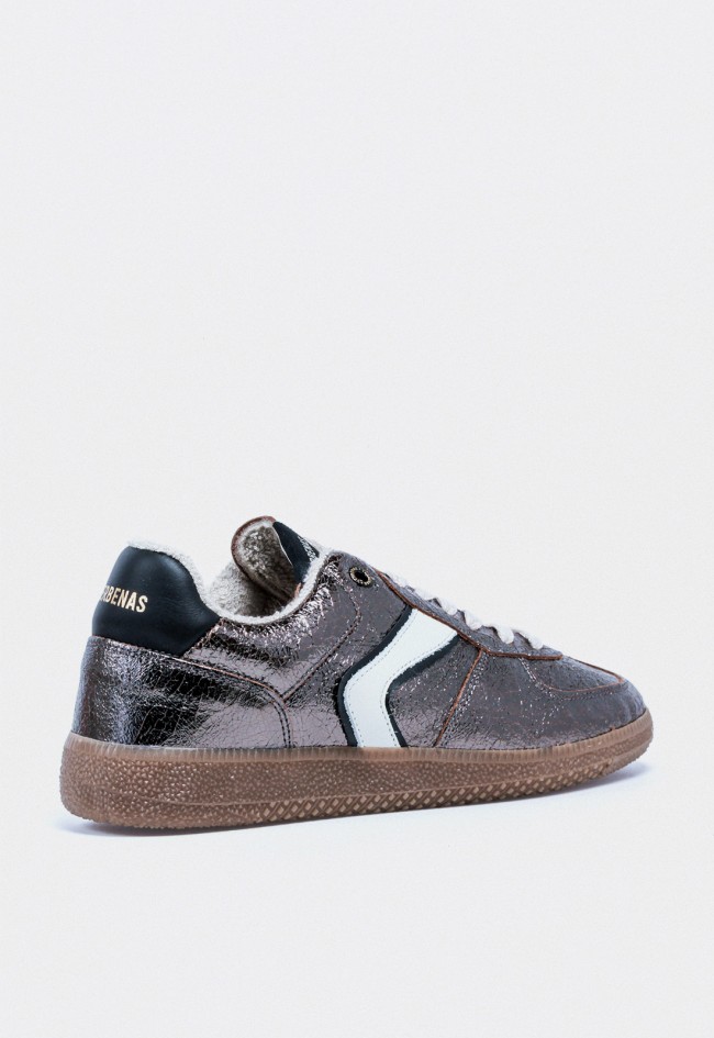 Zapatillas Verbenas Sora Breck mujer plomo metalizadas de piel con suela de caucho