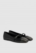 Bailarina mujer Dansi 7625 negra de piel con pulsera y puntera joya con tachuelas