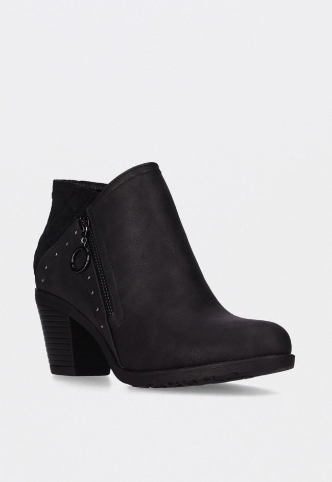 Botines de mujer Chika10 Kurazo 40 en piel vegana negra con diseño elegante y detalles modernos