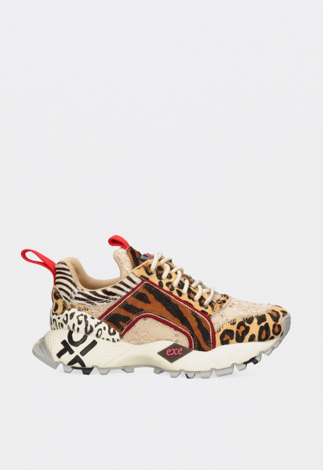 Zapatillas chunky Exé Leopard Tan Black en piel con estampado animal print