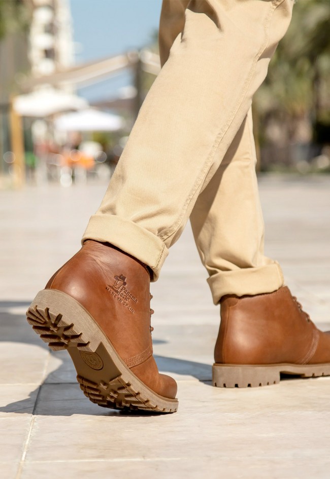 Botines Panama Jack C10 de hombre en piel marrón impermeable