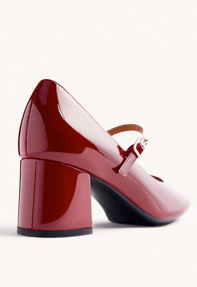 Zapatos Gioseppo Windham burdeos de charol estilo Mary-Jane con tacón cuadrado
