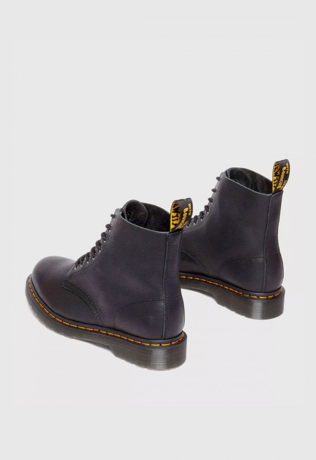 Botas Dr. Martens 1460 Pascal Ambassador negras de hombre — carácter auténtico y confort legendario