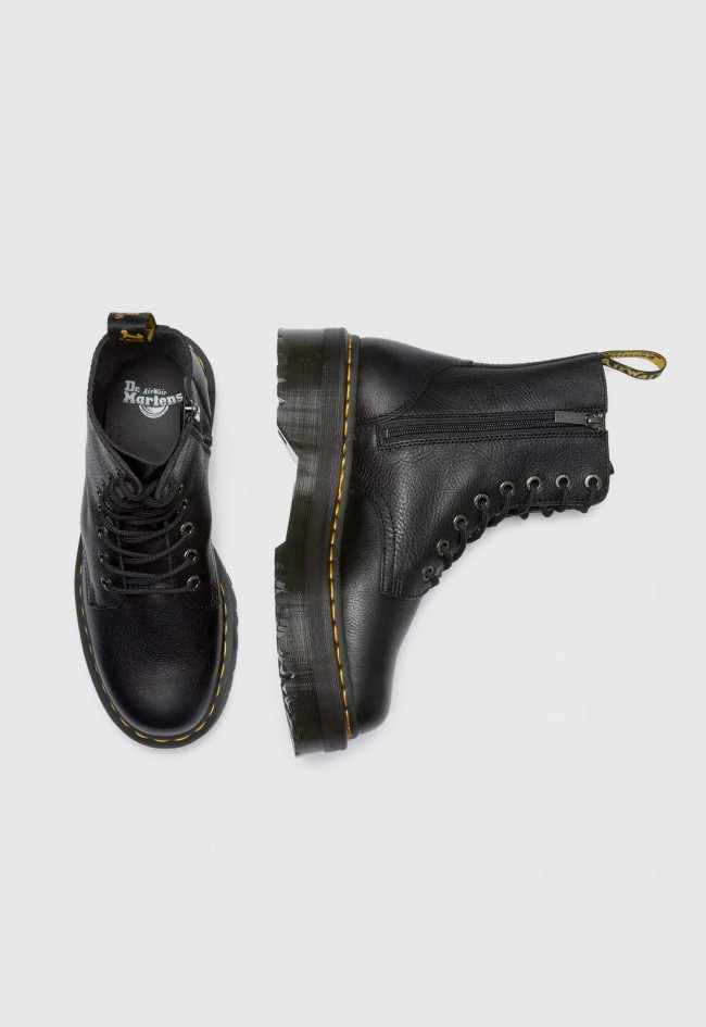 Botas Dr. Martens Jadon III Pisa negras de mujer — el icono con plataforma y actitud