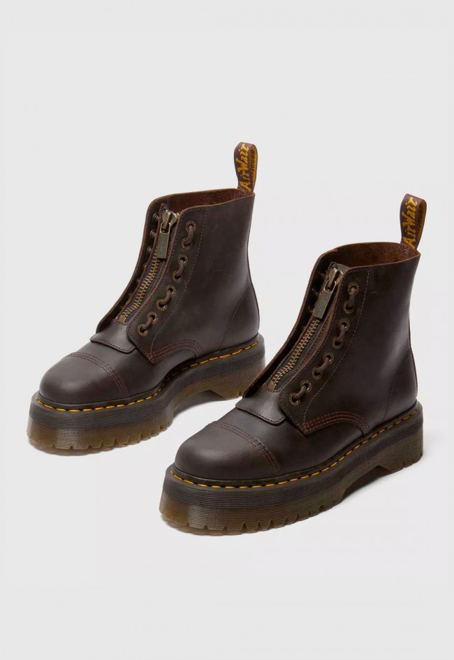 Botas Dr. Martens Sinclair Crazy Horse marrones de mujer — estilo vintage con plataforma y carácter rebelde