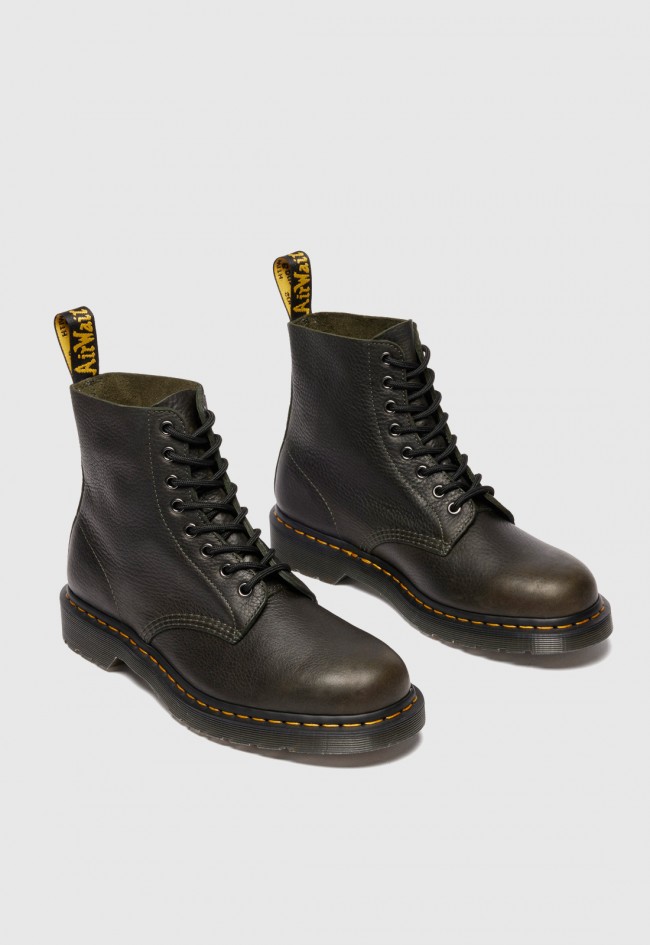 Botín de hombre kaki Dr Martens 1460 pascal 8 eye boot