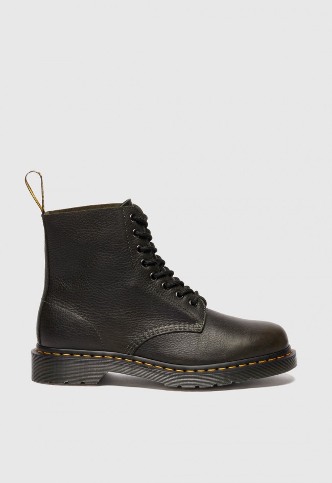 Botín de hombre kaki Dr Martens 1460 pascal 8 eye boot