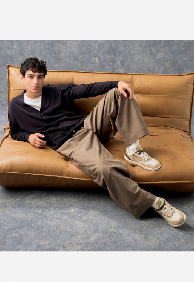 Zapatillas Mustang Free Miami de piel blanca con detalles beige y verde — diseño minimalista y natural para hombre