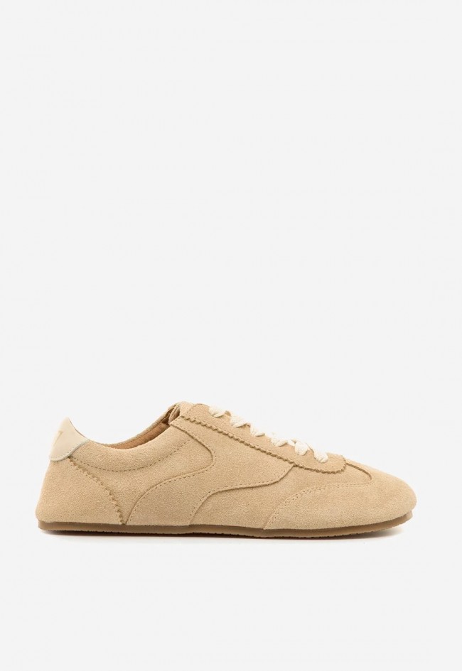 Zapatillas Mustang Free Mia de piel camel — diseño minimalista y barefoot para mujer