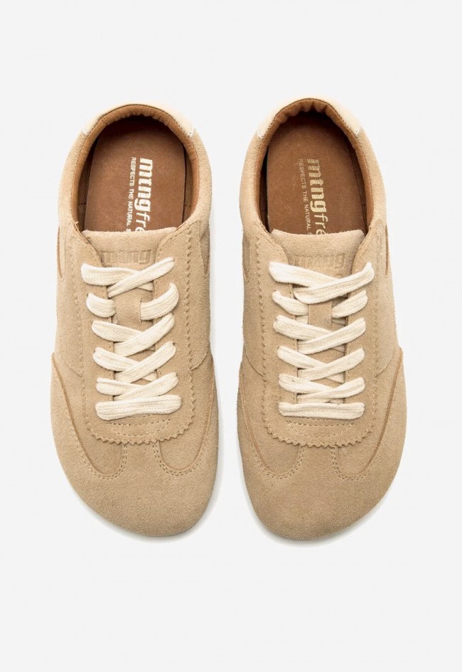 Zapatillas Mustang Free Mia de piel camel — diseño minimalista y barefoot para mujer