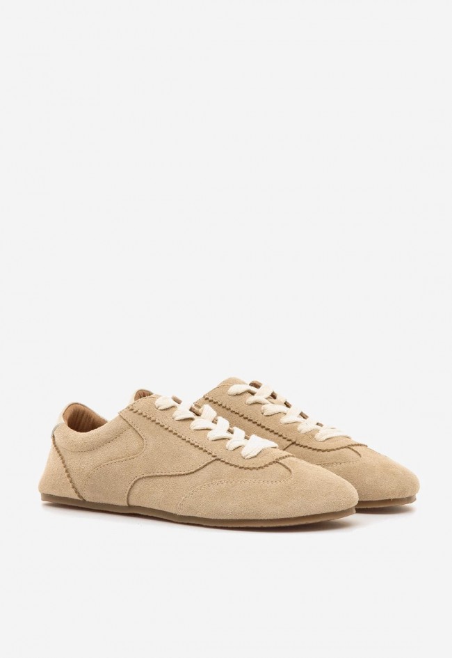 Zapatillas Mustang Free Mia de piel camel — diseño minimalista y barefoot para mujer
