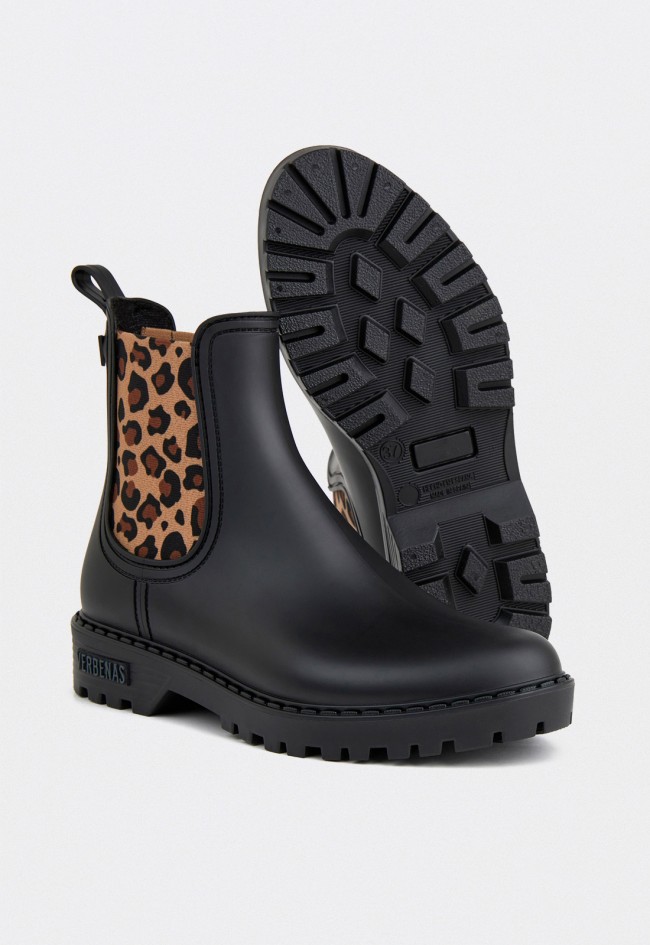 Botines de mujer Verbenas Gaudí de agua negro mate con elástico animal print leopardo