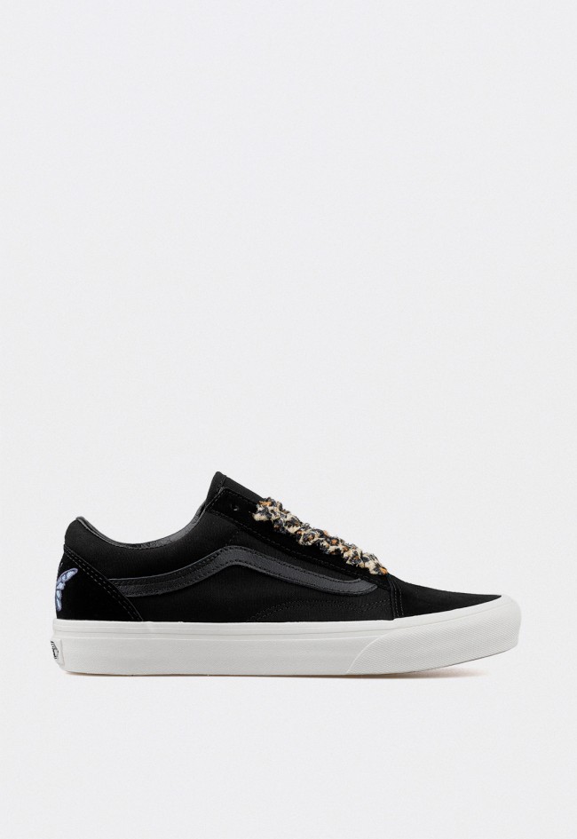 Zapatillas Vans Old Skool negras para mujer con mariposa bordada y cordones leopardo