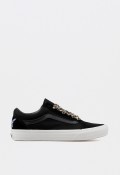 Zapatillas Vans Old Skool negras para mujer con mariposa bordada y cordones leopardo