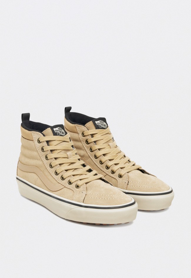 Zapatillas altas beige Vans MTE Sk8-Hi Insulated para mujer impermeables y térmicas