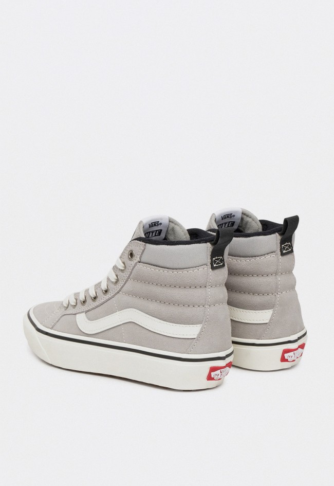 Zapatillas altas grises Vans MTE Sk8-Hi Insulated para mujer impermeables y térmicas