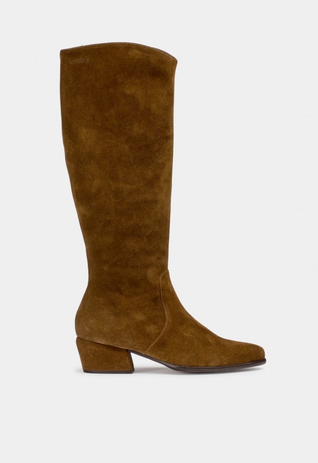 Botas Wonders FEI 03 Marrones de mujer en piel ante con tacón medio y plantilla MemoryGel