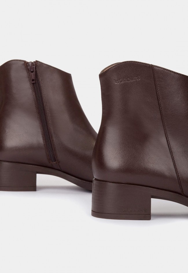 Botines Wonders BONJOUR 01 Marrones de mujer en piel lisa con tacón medio y plantilla MemoryGel