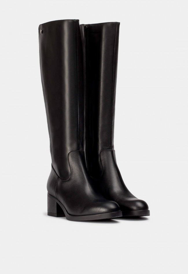 Botas Wonders SANTAFÉ 50 Negras de mujer en piel y textil estilo riding con plantilla MemoryGel