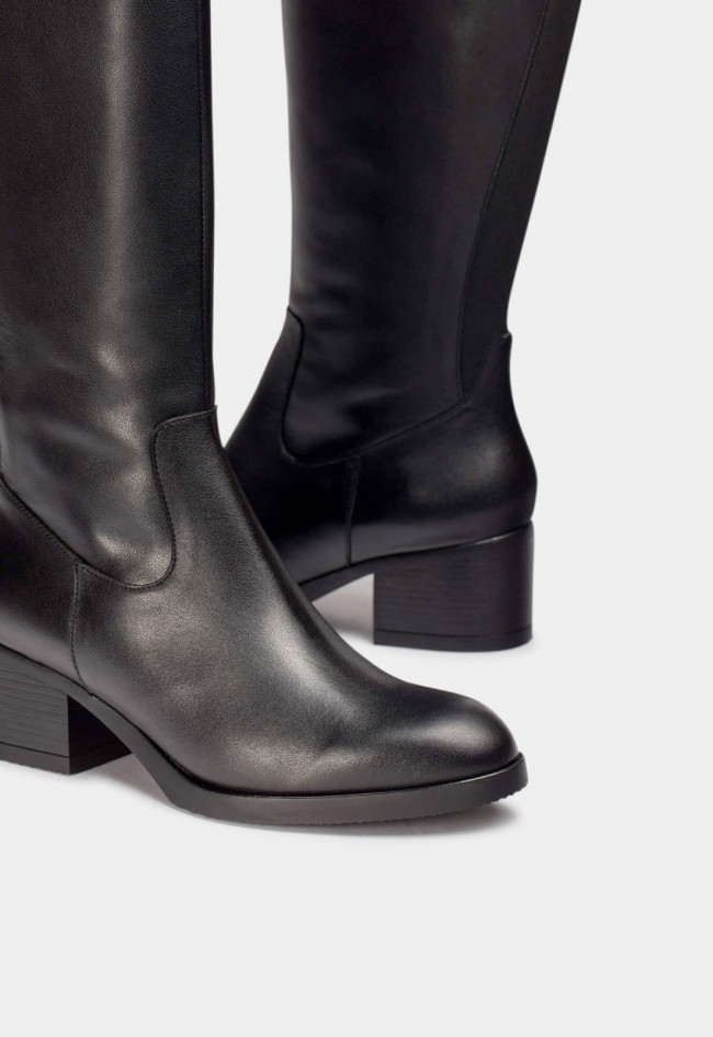 Botas Wonders SANTAFÉ 50 Negras de mujer en piel y textil estilo riding con plantilla MemoryGel
