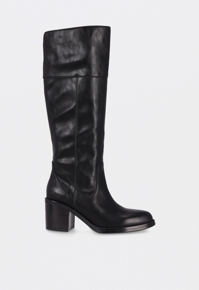 Botas Chika10 GEORGIA 05 de mujer en piel vegana negra con tacón medio y diseño alto elegante
