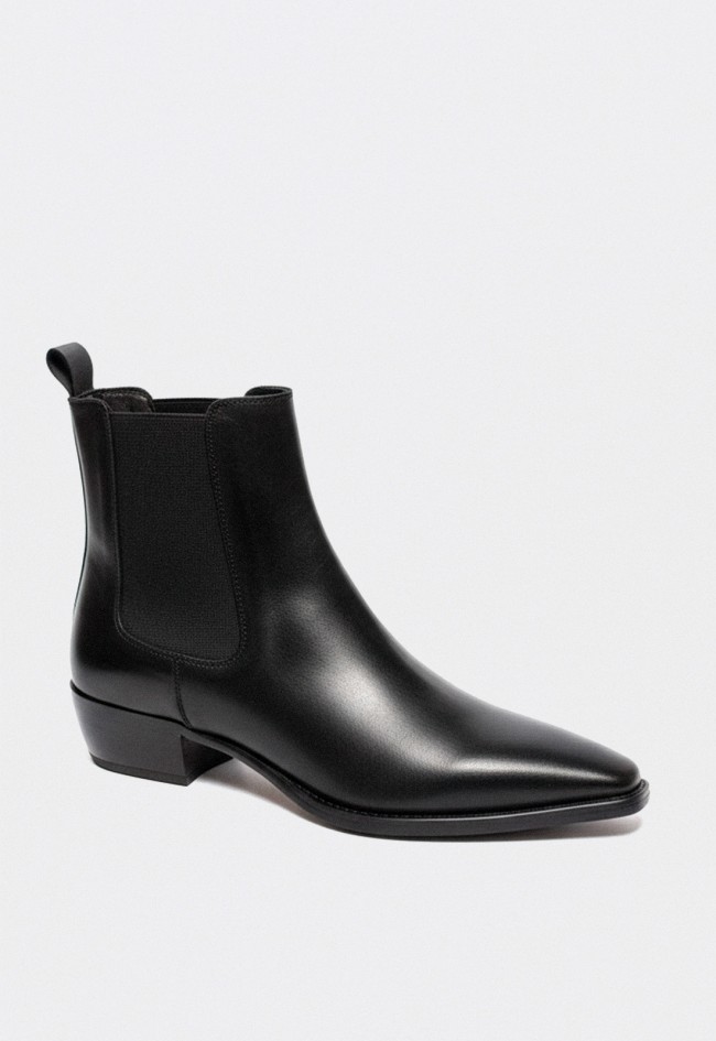 Botines GLO Renata 7451 de mujer estilo campero en piel negra con tacón medio