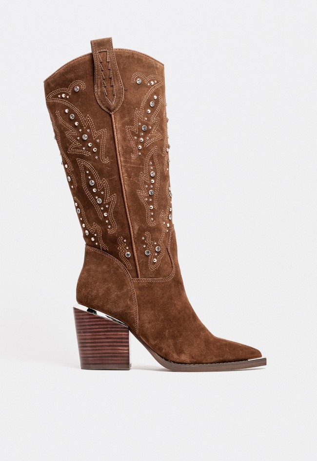 Bota cowboy ALMA EN PENA 826 de mujer en piel serraje marrón — estilo western con alma artesanal