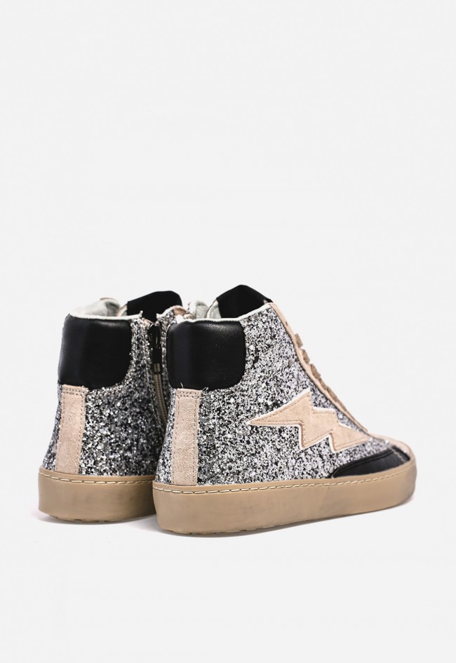 Zapatilla WHY PINK? M5506 de mujer en polipiel beige con glitter plateado — estilo urbano con brillo