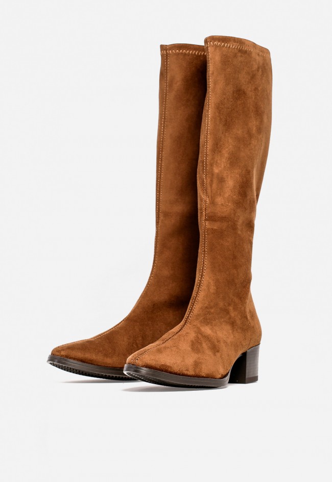 Bota MISS ELASTIC 78256 de mujer en textil elástico color camel — tacón medio y estilo sofisticado