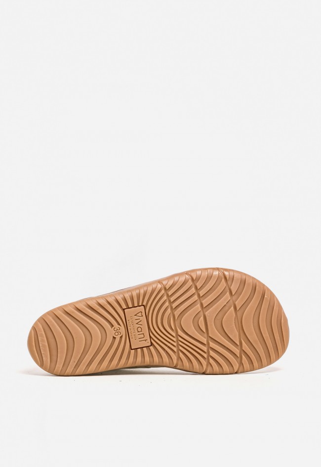 Zapatilla Kaola 2755 barefoot de mujer en piel blanca — libertad y confort con estilo natural
