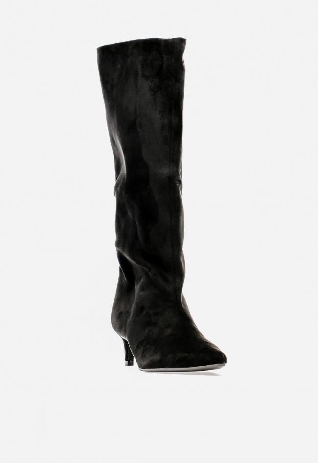Bota de mujer Why Pink? M5900 negra — elegancia minimal con tacón fino