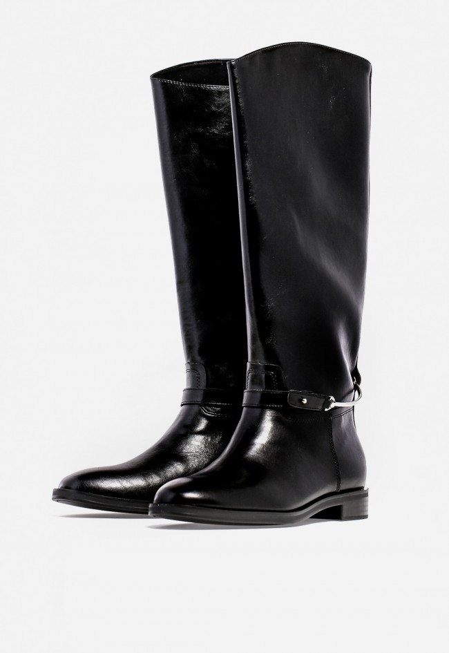 Bota de mujer Why Pink? M5830 negra — estilo ecuestre con elegancia moderna