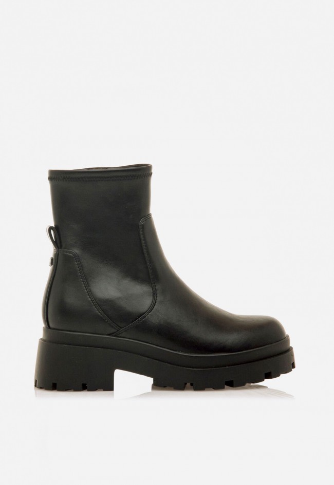 Botines mujer Mustang Missione negros con plataforma y caña stretch