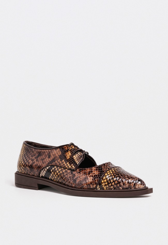 Zapatos planos mujer Glo 59003 de piel efecto serpiente, elegancia versátil con carácter