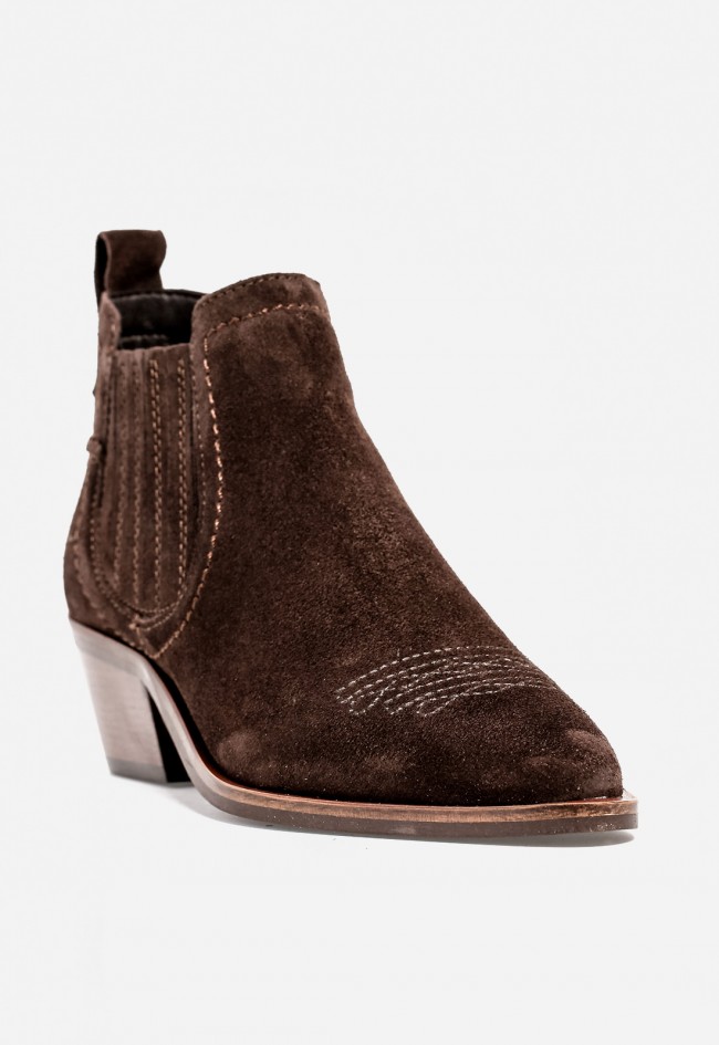 Botines cowboy de piel moka Glo Kora 7231 – western chic con esencia atemporal