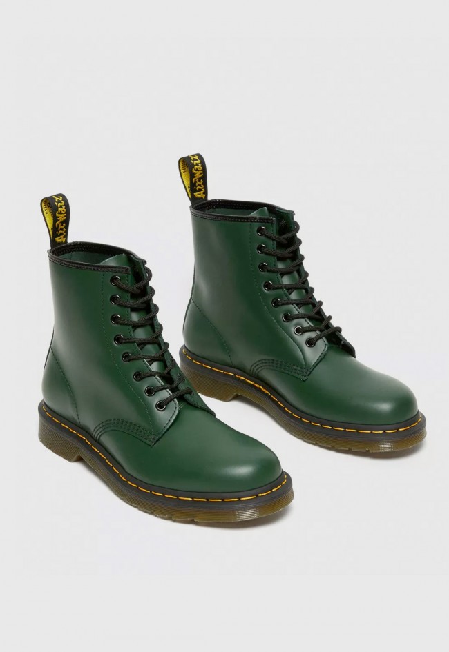 Botín de hombre verde Dr Martens 1460 smooth