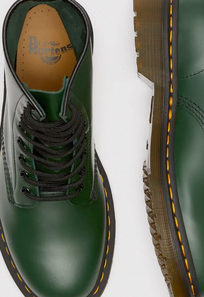 Botín de hombre verde Dr Martens 1460 smooth