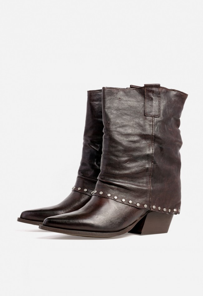 Botín cowboy con polaina y tachuelas de mujer marrón Glo tex3000