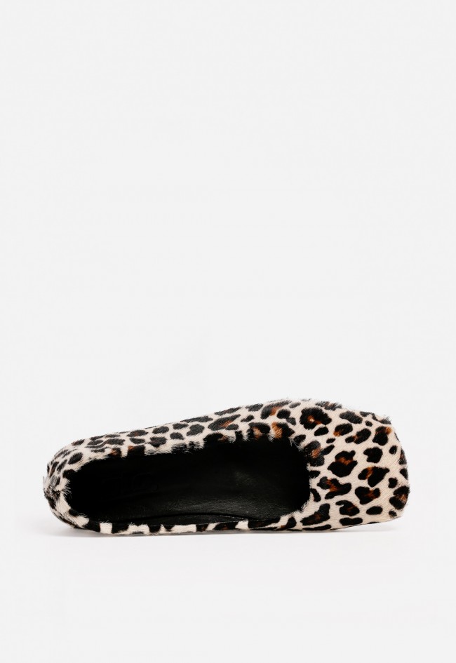Zapato manoletina en piel de mujer leopardo Glo 3810