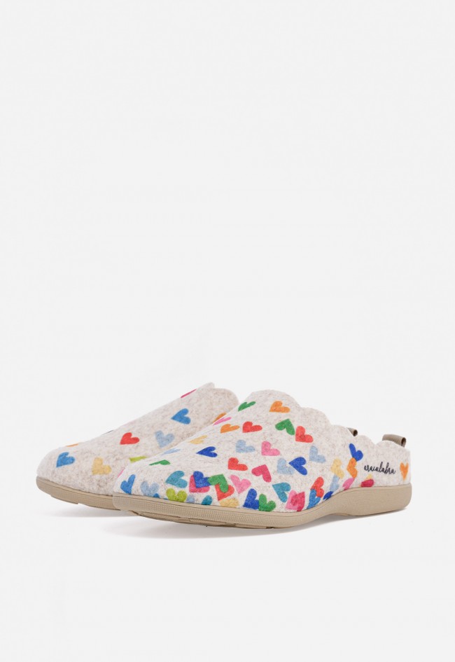 Zapatillas de mujer beige Cuque creando emociones 5523-1