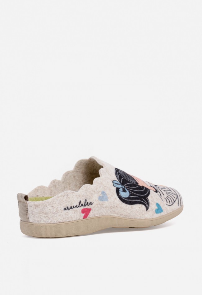 Zapatillas de mujer beige Cuque creando emociones 5523-1