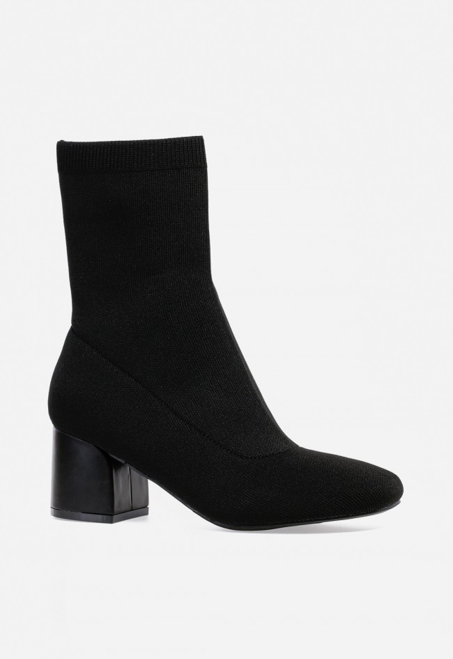 Botín tacón de mujer negro Carmina Jhilton 63-2896