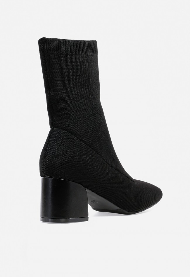 Botín tacón de mujer negro Carmina Jhilton 63-2896