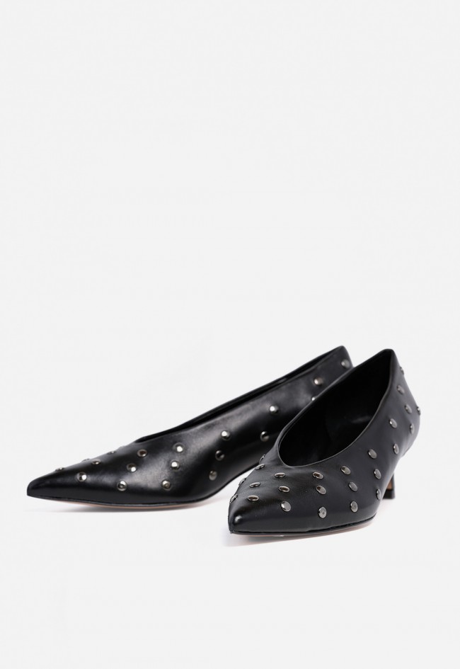 Zapato tacón fino con tachuelas de mujer negro Canapé 504