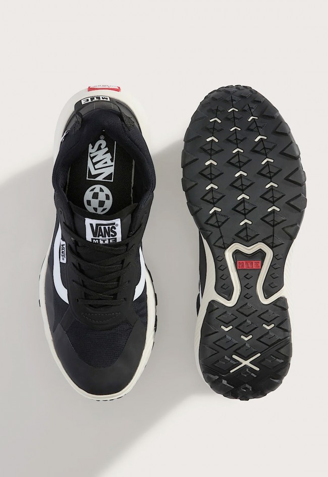 Deportivo de hombre negro VANS MTE Crosspath